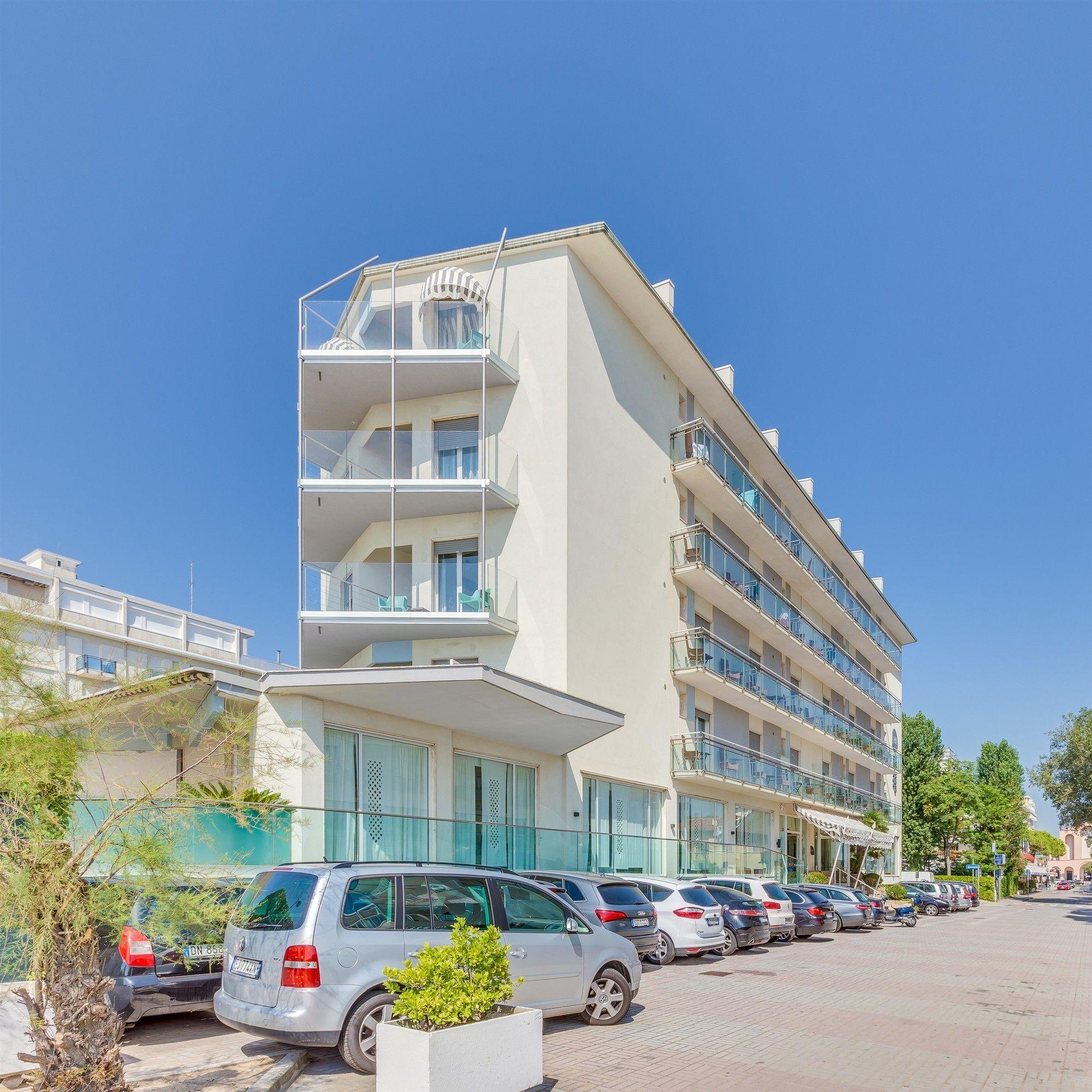 Hotel Delle Mimose Lido di Jesolo Exteriör bild